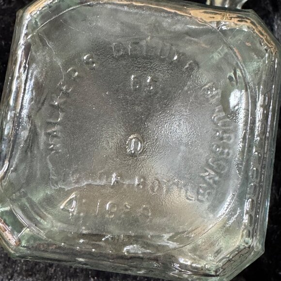 Vintage Walker Bourbon Glass Decanter Starburst Design Cork Stopper - Picture 6 of 7